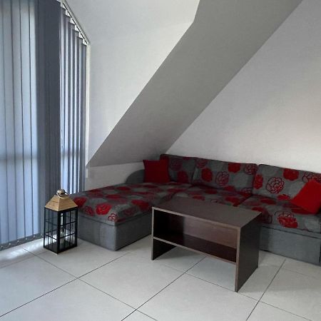 Stunning 2-Bed Apartment In Sea Resort Varna Szent Konstantin és Elena Kültér fotó