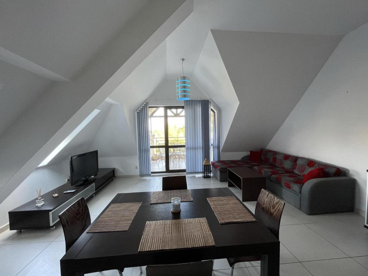 Stunning 2-Bed Apartment In Sea Resort Varna Szent Konstantin és Elena Kültér fotó