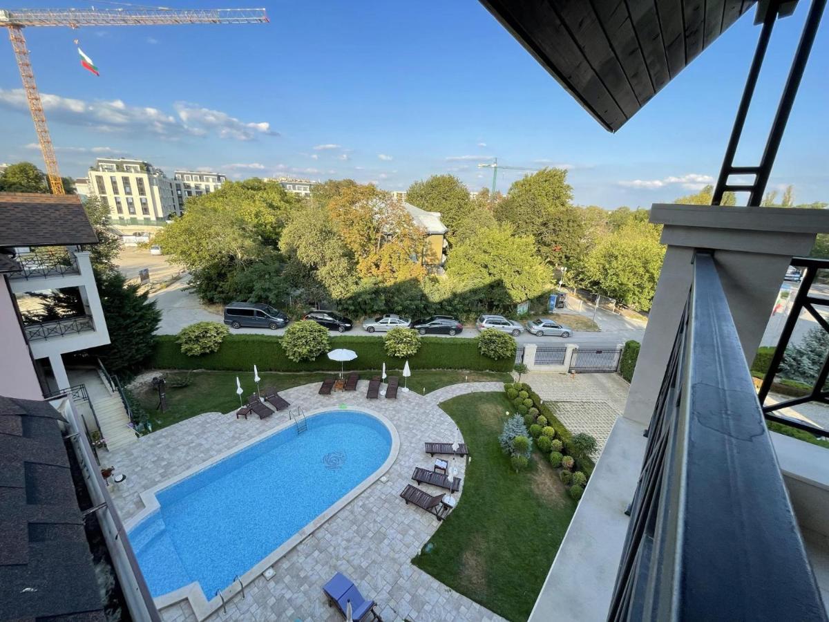 Stunning 2-Bed Apartment In Sea Resort Varna Szent Konstantin és Elena Kültér fotó