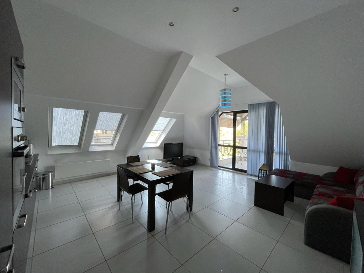Stunning 2-Bed Apartment In Sea Resort Varna Szent Konstantin és Elena Kültér fotó