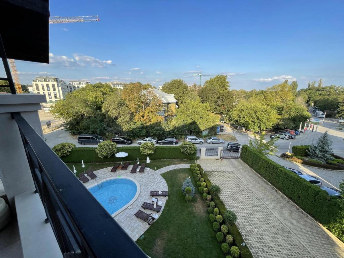 Stunning 2-Bed Apartment In Sea Resort Varna Szent Konstantin és Elena Kültér fotó